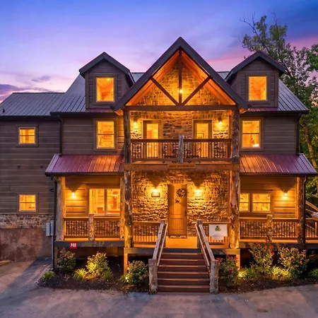 Smoky Mountain Joy - Private Pool, Theater & Games-2